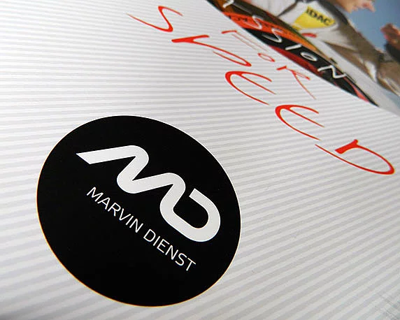 Marvin Dienst, Imagebroschüre