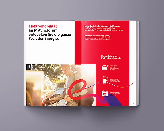 Visualisierung MVV E.forum doppelseitige Titelseite Elektromobilität